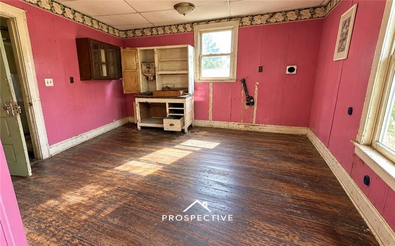110 Main St, Smock, 15480, ,Multi-unit,For Sale,Main St,1772857