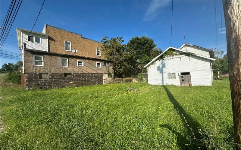 106 Main St, Smock, 15480, 3 Bedroom Bedrooms, ,1 BathroomBathrooms,Residential,For Sale,Main St,1772865