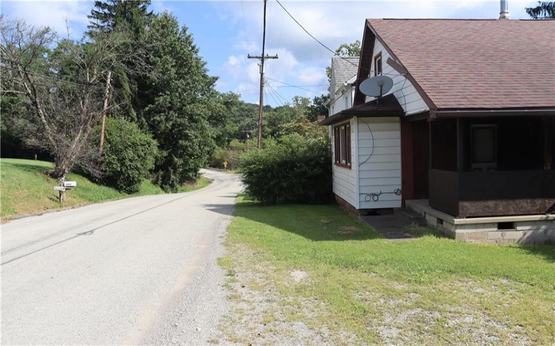 1410 Darlington Road, Ligonier, 15658, 3 Bedroom Bedrooms, ,1 BathroomBathrooms,Residential,For Sale,Darlington Road,1772909