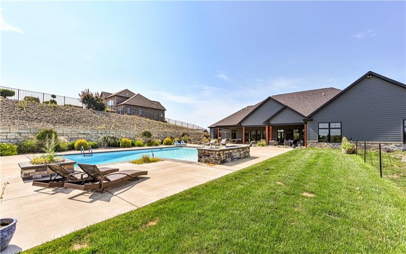 2100 Totteridge Dr, Greensburg, 15601, 4 Bedroom Bedrooms, 11 Room Rooms,3.1 BathroomBathrooms,Residential,For Sale,Totteridge Dr,1773045