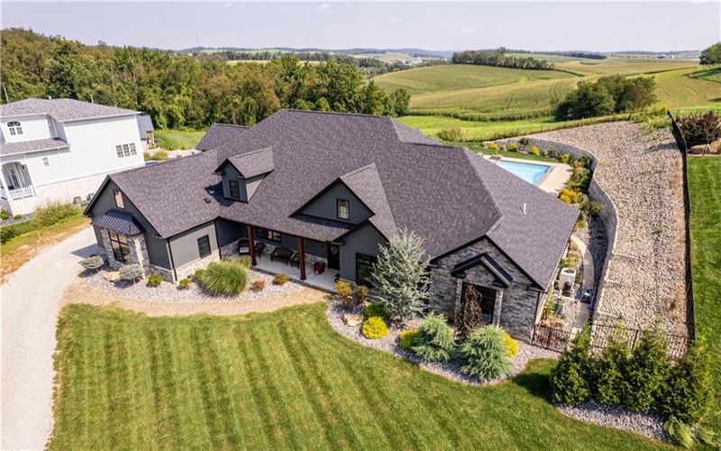 2100 Totteridge Dr, Greensburg, 15601, 4 Bedroom Bedrooms, 11 Room Rooms,3.1 BathroomBathrooms,Residential,For Sale,Totteridge Dr,1773045