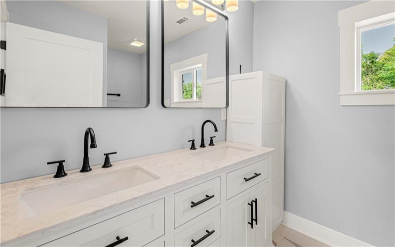 167 Washington Pike, Avella, 15312, 4 Bedroom Bedrooms, 10 Room Rooms,2.1 BathroomBathrooms,Residential,For Sale,Washington Pike,1773052