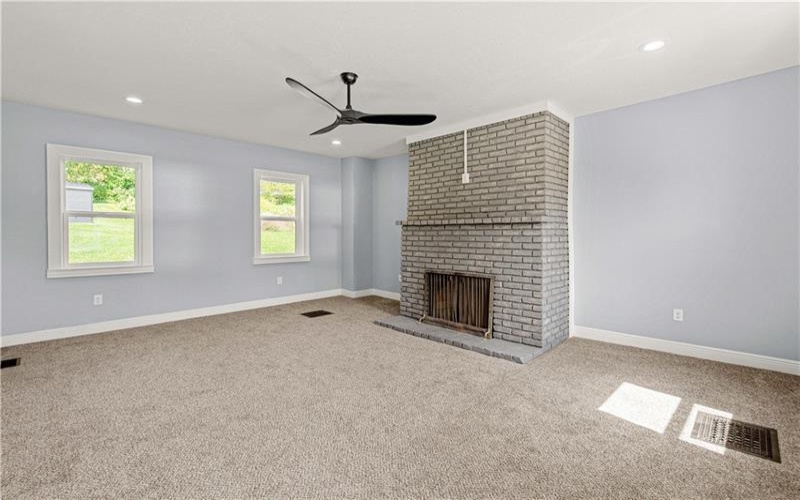 167 Washington Pike, Avella, 15312, 4 Bedroom Bedrooms, 10 Room Rooms,2.1 BathroomBathrooms,Residential,For Sale,Washington Pike,1773052
