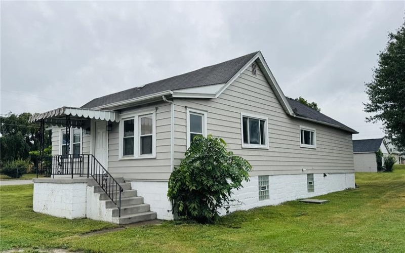 385 Hallam Ave, Meadow Lands, 15347, 3 Bedroom Bedrooms, 6 Room Rooms,1 BathroomBathrooms,Residential,For Sale,Hallam Ave,1773104