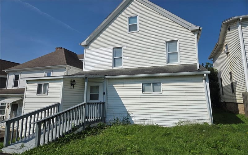 324 Washington St, Waynesburg, 15370, 5 Bedroom Bedrooms, ,2.1 BathroomBathrooms,Residential,For Sale,Washington St,1773114