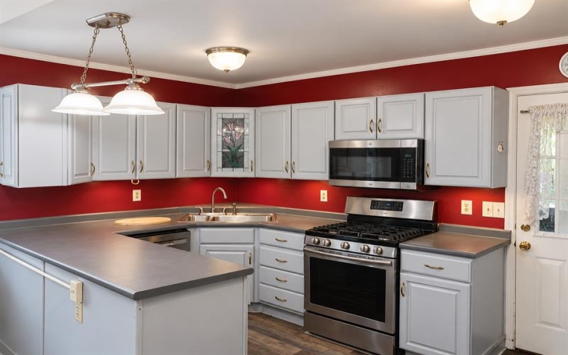 601 6th STREET, Trafford, 15085, 3 Bedroom Bedrooms, ,1.1 BathroomBathrooms,Residential,For Sale,6th,1773136