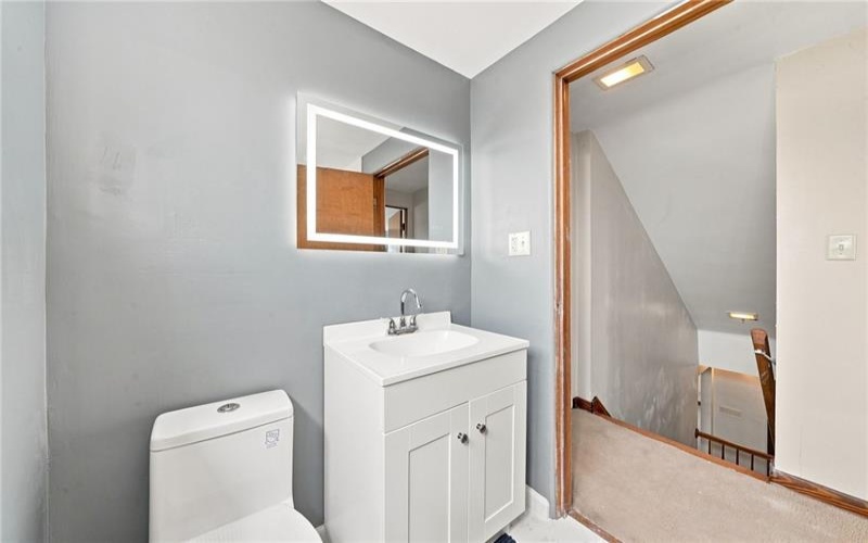 114 Jefferson Dr, Lower Burrell, 15068, 3 Bedroom Bedrooms, 8 Room Rooms,2 BathroomBathrooms,Residential,For Sale,Jefferson Dr,1773159