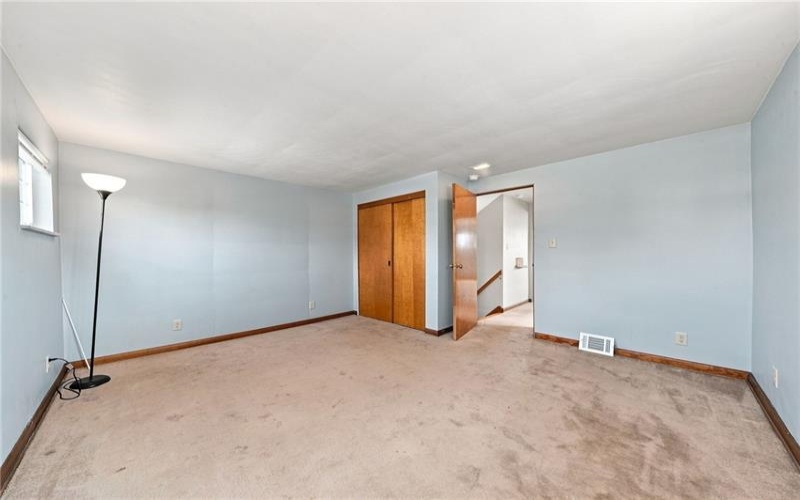 114 Jefferson Dr, Lower Burrell, 15068, 3 Bedroom Bedrooms, 8 Room Rooms,2 BathroomBathrooms,Residential,For Sale,Jefferson Dr,1773159