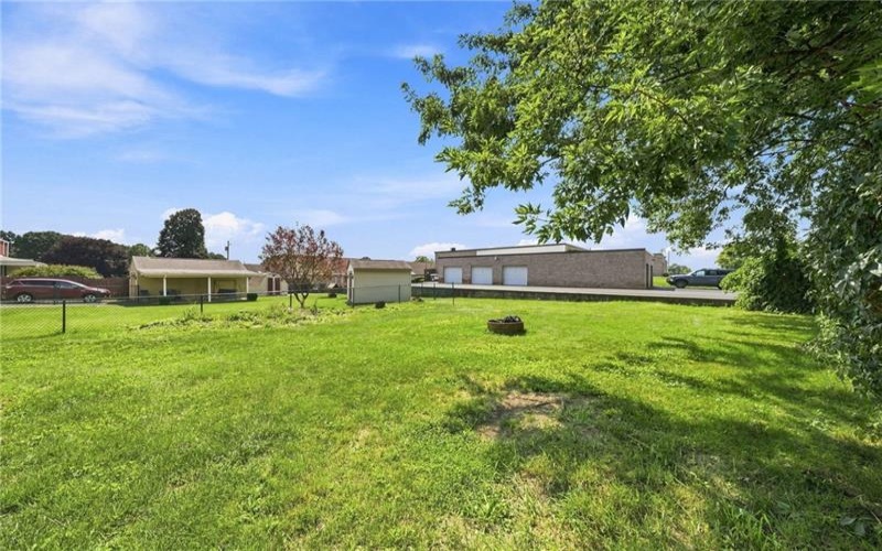 114 Jefferson Dr, Lower Burrell, 15068, 3 Bedroom Bedrooms, 8 Room Rooms,2 BathroomBathrooms,Residential,For Sale,Jefferson Dr,1773159