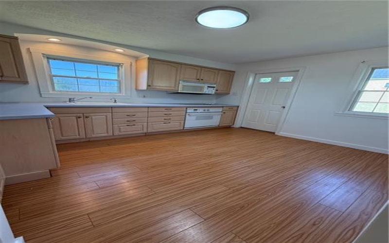 105 Reed Street, 15068, 15068, 4 Bedroom Bedrooms, ,1.1 BathroomBathrooms,Lease,For Rent,Reed Street,1773162