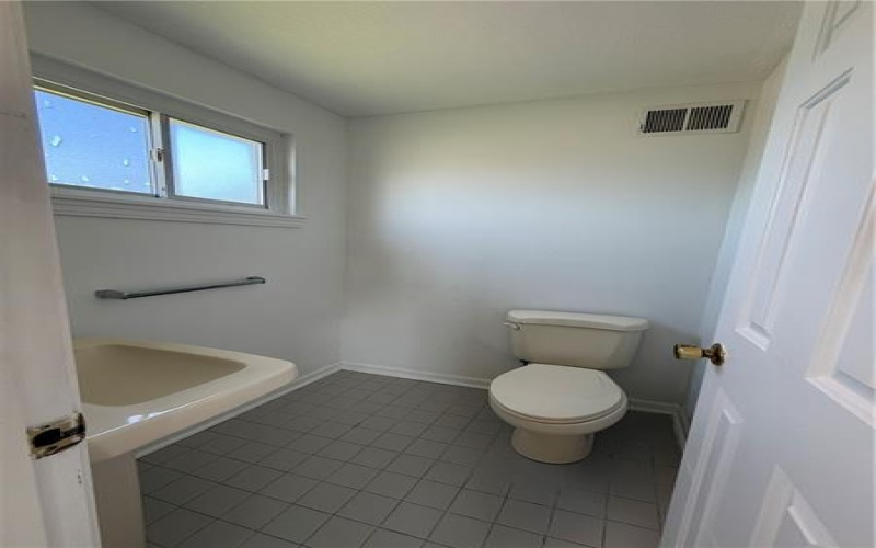 105 Reed Street, 15068, 15068, 4 Bedroom Bedrooms, ,1.1 BathroomBathrooms,Lease,For Rent,Reed Street,1773162