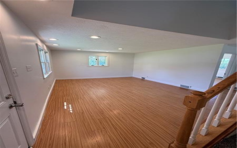 105 Reed Street, 15068, 15068, 4 Bedroom Bedrooms, ,1.1 BathroomBathrooms,Lease,For Rent,Reed Street,1773162