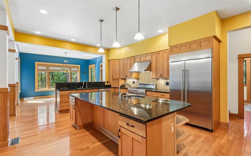132 Twin Oaks Lane, Trafford, 15085, 5 Bedroom Bedrooms, 13 Room Rooms,5.1 BathroomBathrooms,Residential,For Sale,Twin Oaks Lane,1773171