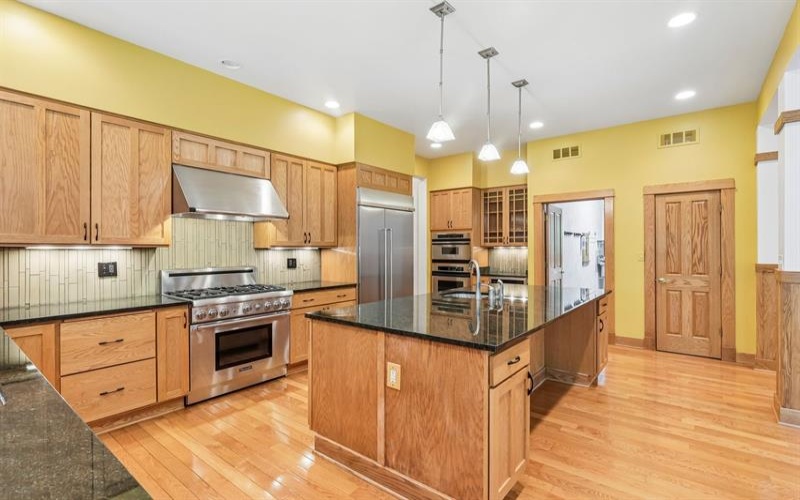 132 Twin Oaks Lane, Trafford, 15085, 5 Bedroom Bedrooms, 13 Room Rooms,5.1 BathroomBathrooms,Residential,For Sale,Twin Oaks Lane,1773171