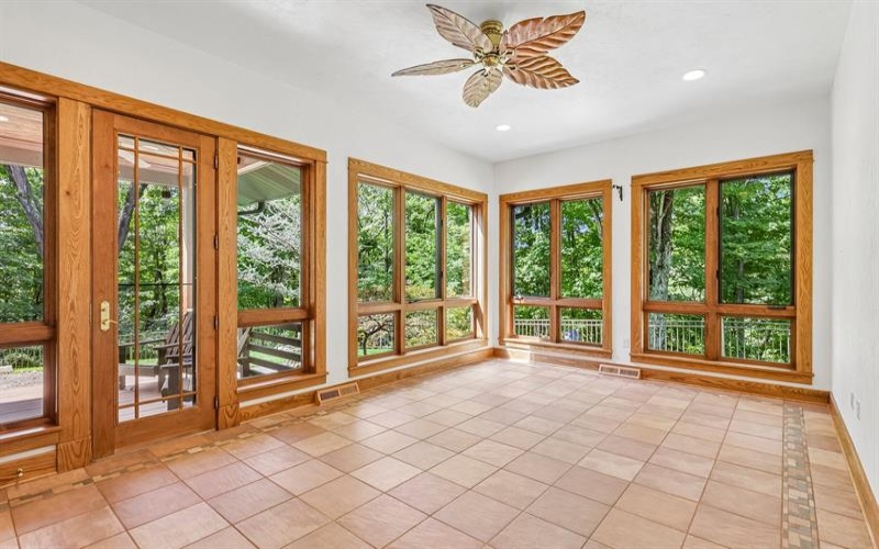 132 Twin Oaks Lane, Trafford, 15085, 5 Bedroom Bedrooms, 13 Room Rooms,5.1 BathroomBathrooms,Residential,For Sale,Twin Oaks Lane,1773171