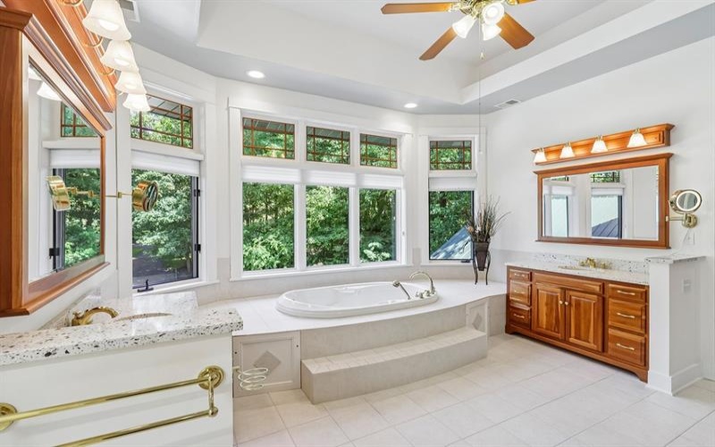 132 Twin Oaks Lane, Trafford, 15085, 5 Bedroom Bedrooms, 13 Room Rooms,5.1 BathroomBathrooms,Residential,For Sale,Twin Oaks Lane,1773171