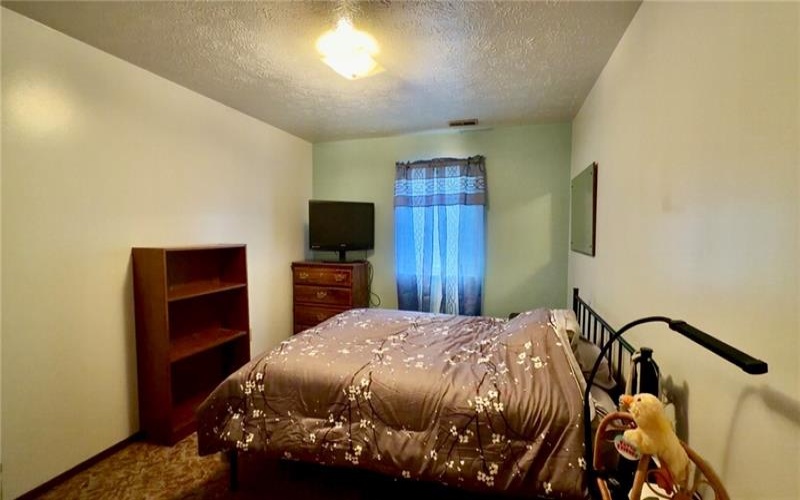 103 Woodstone Ln Unit #42, New Kensington, 15068, 2 Bedroom Bedrooms, 6 Room Rooms,1.1 BathroomBathrooms,Residential,For Sale,Woodstone Ln Unit #42,1773193