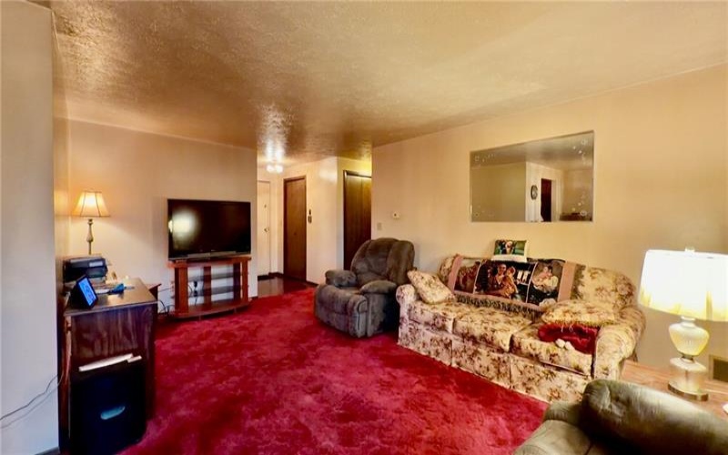 103 Woodstone Ln Unit #42, New Kensington, 15068, 2 Bedroom Bedrooms, 6 Room Rooms,1.1 BathroomBathrooms,Residential,For Sale,Woodstone Ln Unit #42,1773193