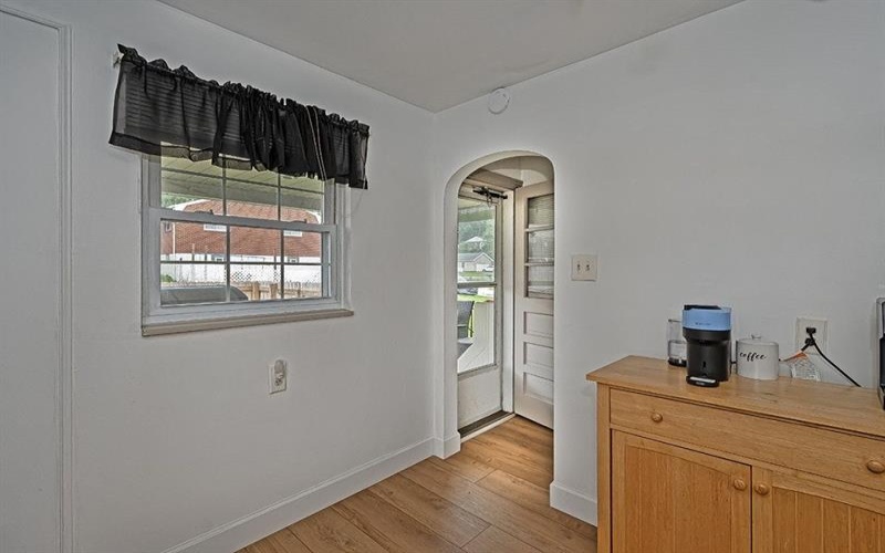 200 Davies STREET, New Kensington, 15068, 2 Bedroom Bedrooms, 7 Room Rooms,2 BathroomBathrooms,Residential,For Sale,Davies,1773195