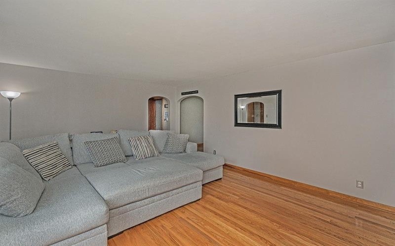 200 Davies STREET, New Kensington, 15068, 2 Bedroom Bedrooms, 7 Room Rooms,2 BathroomBathrooms,Residential,For Sale,Davies,1773195