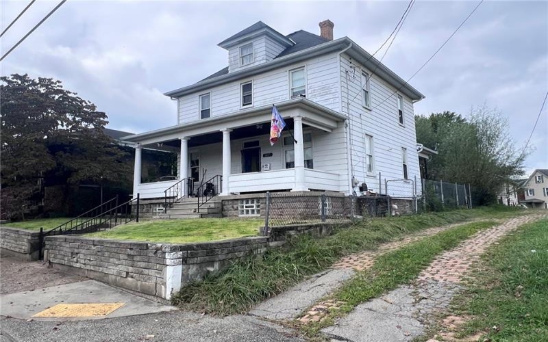 1415 Maple Ave, Monessen, 15062, 5 Bedroom Bedrooms, 8 Room Rooms,1.1 BathroomBathrooms,Residential,For Sale,Maple Ave,1772292