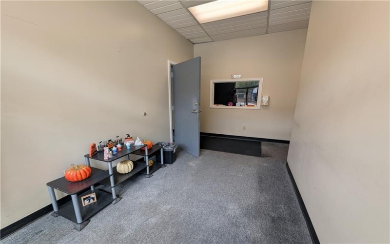 416-418 Fallowfield Ave, Charleroi, 15022, ,Commercial-industrial-business,For Sale,Fallowfield Ave,1773187