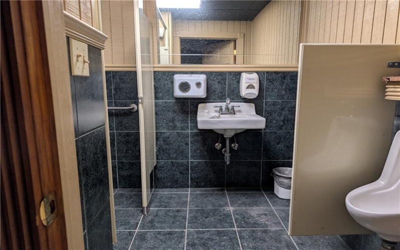 416-418 Fallowfield Ave, Charleroi, 15022, ,Commercial-industrial-business,For Sale,Fallowfield Ave,1773187