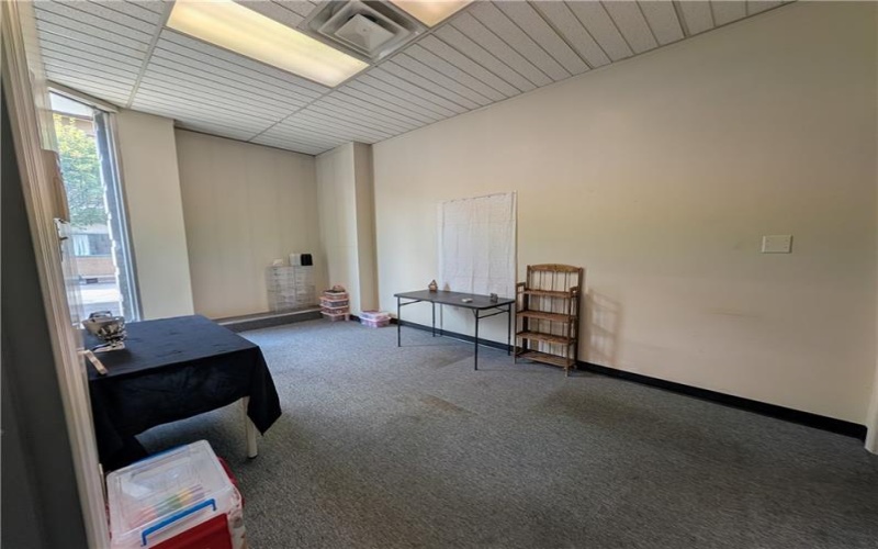 416-418 Fallowfield Ave, Charleroi, 15022, ,Commercial-industrial-business,For Sale,Fallowfield Ave,1773187