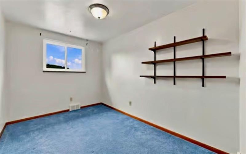 3020 Mintwood Dr, Lower Burrell, 15068, 3 Bedroom Bedrooms, 7 Room Rooms,2 BathroomBathrooms,Residential,For Sale,Mintwood Dr,1773201