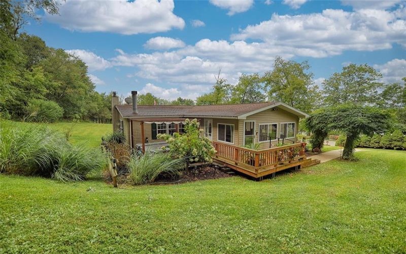 46 &48 Wussick Drive, McDonald, 15057, 3 Bedroom Bedrooms, 13 Room Rooms,2.1 BathroomBathrooms,Residential,For Sale,Wussick Drive,1773208