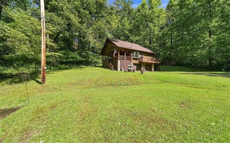 107 Locust St, Jeannette, 15644, 2 Bedroom Bedrooms, 6 Room Rooms,2.1 BathroomBathrooms,Residential,For Sale,Locust St,1773221