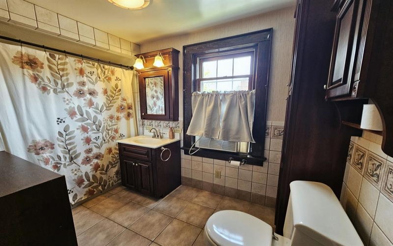 29 Katherine Avenue, Washington, 15301, 3 Bedroom Bedrooms, 7 Room Rooms,1 BathroomBathrooms,Residential,For Sale,Katherine Avenue,1773241