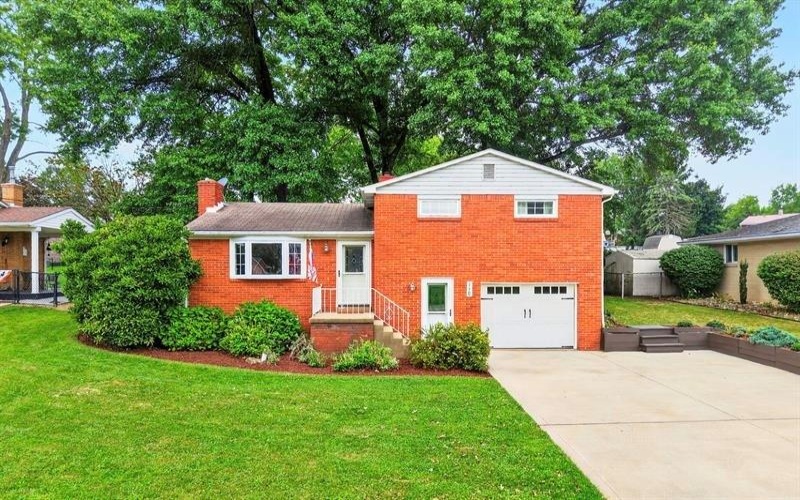 110 Sunrise DRIVE, Irwin, 15642, 3 Bedroom Bedrooms, ,2 BathroomBathrooms,Residential,For Sale,Sunrise,1773242