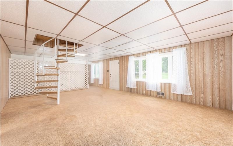 146 Carmichaels Street, Rices Landing, 15357, 3 Bedroom Bedrooms, 5 Room Rooms,1.1 BathroomBathrooms,Residential,For Sale,Carmichaels Street,1773239