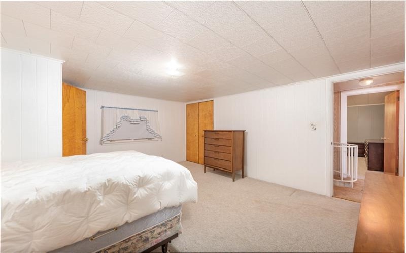 146 Carmichaels Street, Rices Landing, 15357, 3 Bedroom Bedrooms, 5 Room Rooms,1.1 BathroomBathrooms,Residential,For Sale,Carmichaels Street,1773239