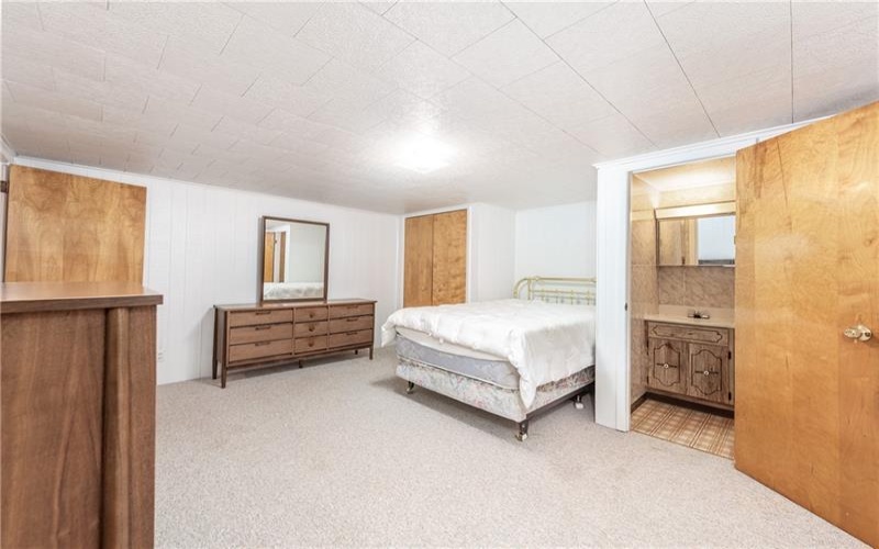 146 Carmichaels Street, Rices Landing, 15357, 3 Bedroom Bedrooms, 5 Room Rooms,1.1 BathroomBathrooms,Residential,For Sale,Carmichaels Street,1773239