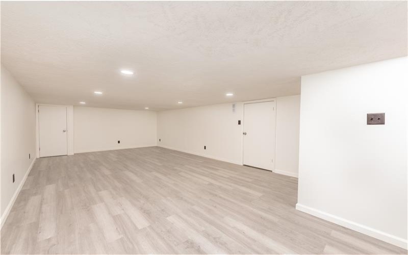 146 Carmichaels Street, Rices Landing, 15357, 3 Bedroom Bedrooms, 5 Room Rooms,1.1 BathroomBathrooms,Residential,For Sale,Carmichaels Street,1773239
