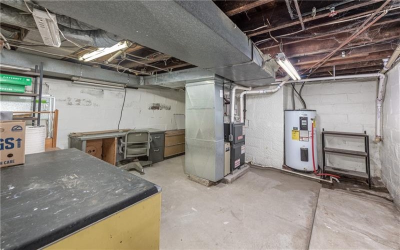 146 Carmichaels Street, Rices Landing, 15357, 3 Bedroom Bedrooms, 5 Room Rooms,1.1 BathroomBathrooms,Residential,For Sale,Carmichaels Street,1773239