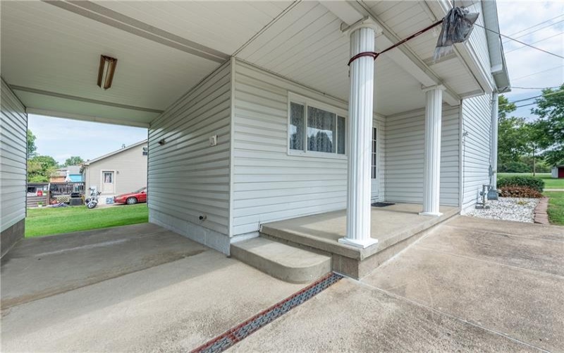 146 Carmichaels Street, Rices Landing, 15357, 3 Bedroom Bedrooms, 5 Room Rooms,1.1 BathroomBathrooms,Residential,For Sale,Carmichaels Street,1773239