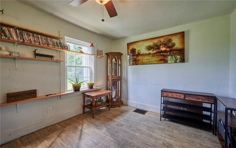 439 Fort Cherry Rd, McDonald, 15057, 3 Bedroom Bedrooms, ,1 BathroomBathrooms,Residential,For Sale,Fort Cherry Rd,1767987