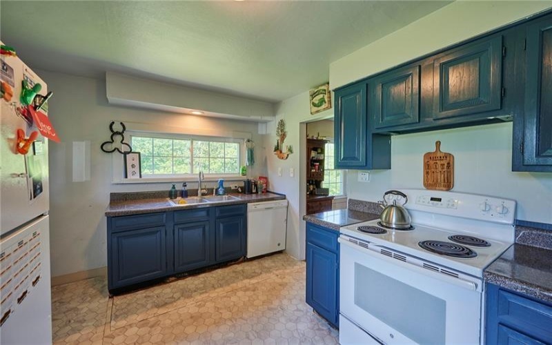 439 Fort Cherry Rd, McDonald, 15057, 3 Bedroom Bedrooms, ,1 BathroomBathrooms,Residential,For Sale,Fort Cherry Rd,1767987
