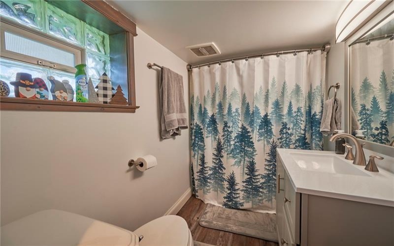 439 Fort Cherry Rd, McDonald, 15057, 3 Bedroom Bedrooms, ,1 BathroomBathrooms,Residential,For Sale,Fort Cherry Rd,1767987