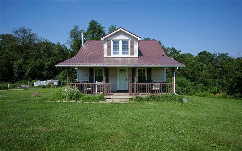 439 Fort Cherry Rd, McDonald, 15057, 3 Bedroom Bedrooms, ,1 BathroomBathrooms,Residential,For Sale,Fort Cherry Rd,1767987