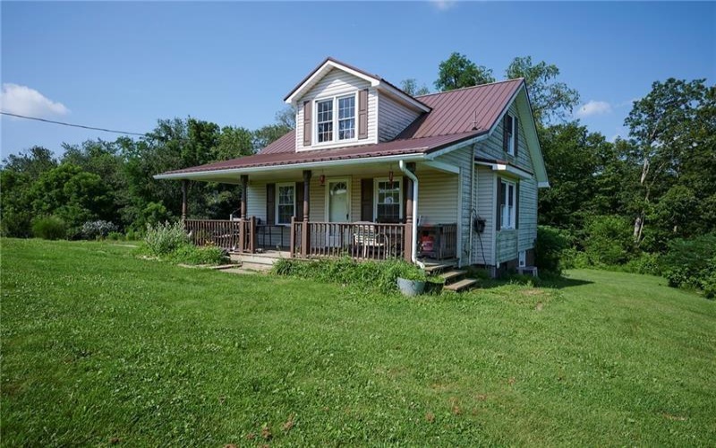 439 Fort Cherry Rd, McDonald, 15057, 3 Bedroom Bedrooms, ,1 BathroomBathrooms,Residential,For Sale,Fort Cherry Rd,1767987