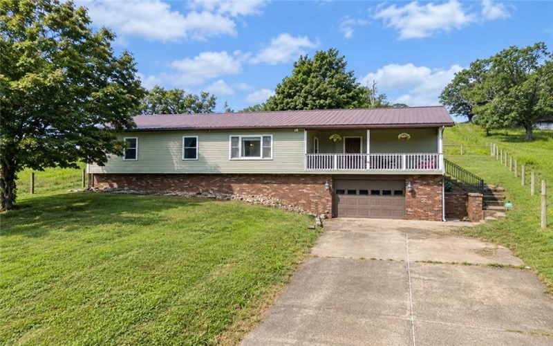 189 Lake Lynn Rd, Lake Lynn, 15451, 3 Bedroom Bedrooms, ,1 BathroomBathrooms,Residential,For Sale,Lake Lynn Rd,1772708