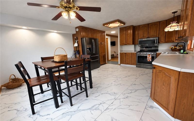 189 Lake Lynn Rd, Lake Lynn, 15451, 3 Bedroom Bedrooms, ,1 BathroomBathrooms,Residential,For Sale,Lake Lynn Rd,1772708