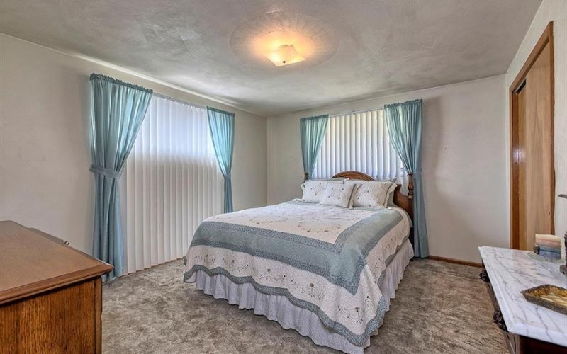 1678 Bernice DRIVE, North Huntingdon, 15642, 3 Bedroom Bedrooms, 10 Room Rooms,1.1 BathroomBathrooms,Residential,For Sale,Bernice,1773286