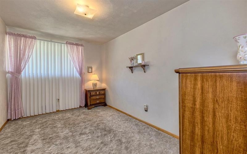1678 Bernice DRIVE, North Huntingdon, 15642, 3 Bedroom Bedrooms, 10 Room Rooms,1.1 BathroomBathrooms,Residential,For Sale,Bernice,1773286
