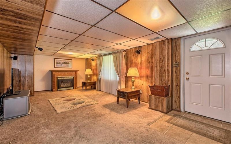 1678 Bernice DRIVE, North Huntingdon, 15642, 3 Bedroom Bedrooms, 10 Room Rooms,1.1 BathroomBathrooms,Residential,For Sale,Bernice,1773286