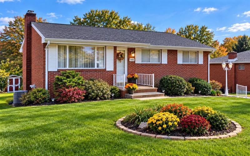 1678 Bernice DRIVE, North Huntingdon, 15642, 3 Bedroom Bedrooms, 10 Room Rooms,1.1 BathroomBathrooms,Residential,For Sale,Bernice,1773286